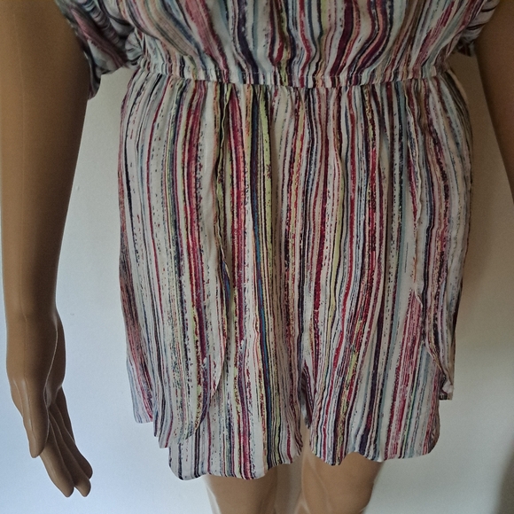 NWT BCBG Generation Striped Lightweight Sheerish  Shorts Romper/ Playsuit Med - Picture 4 of 16